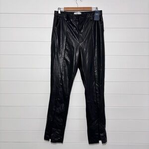 Abercrombie&Fitch The skinny Ultra Hight Rise Black Faux Leather Pants 33/16 NEW